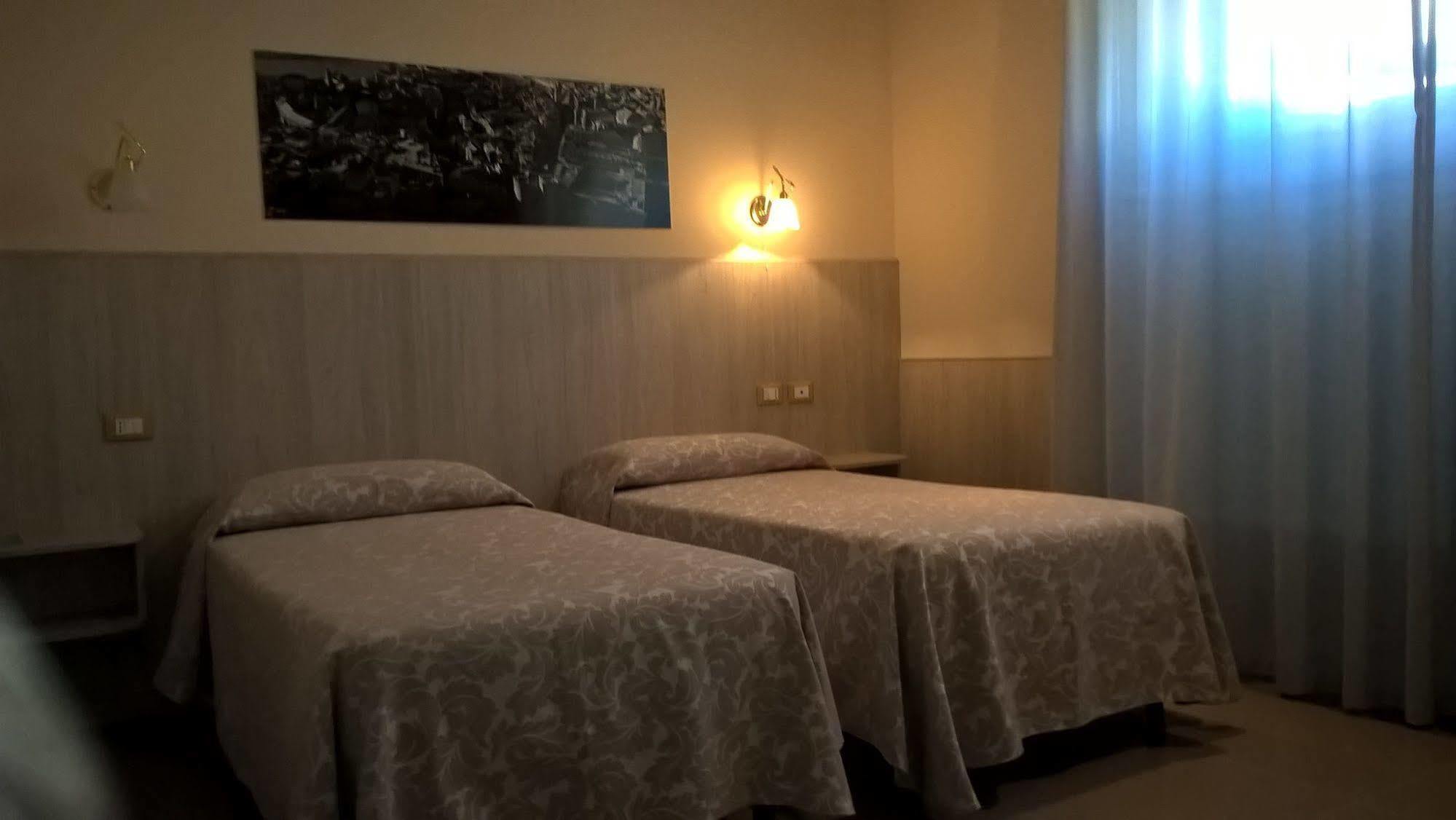 Hotel Cantore Genoa Ngoại thất bức ảnh